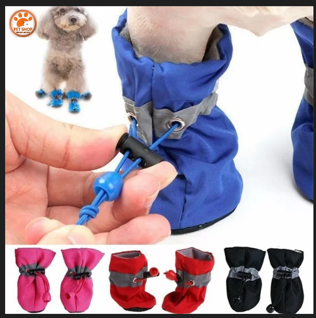 Botas de chuva 4 unidades - R$ 40
